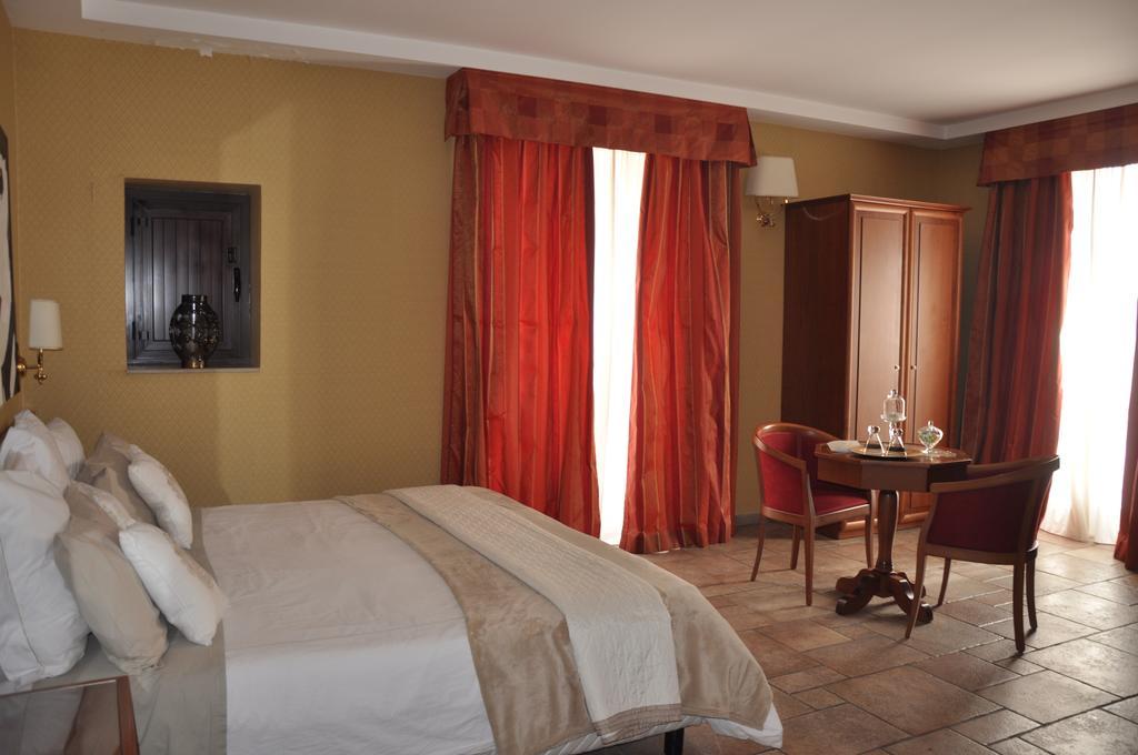 De Curtis Affittacamere 3 Stelle Catania Exterior foto